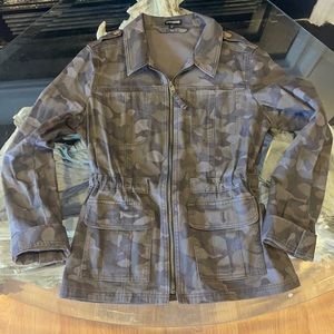 Express Camouflage jean jacket